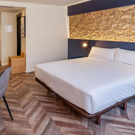 Hotel Alda Galeriآكورونيا المظهر الخارجي الصورة