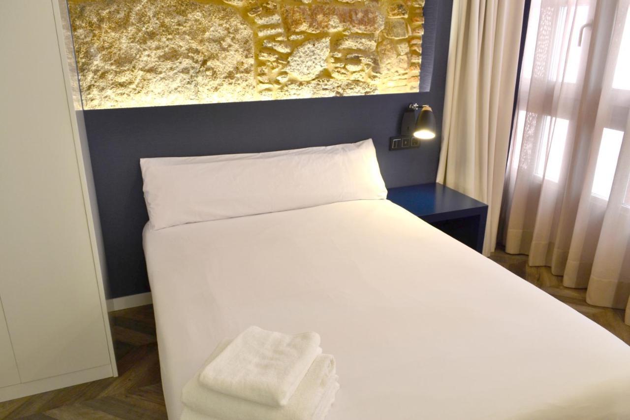 Hotel Alda Galeriآكورونيا المظهر الخارجي الصورة