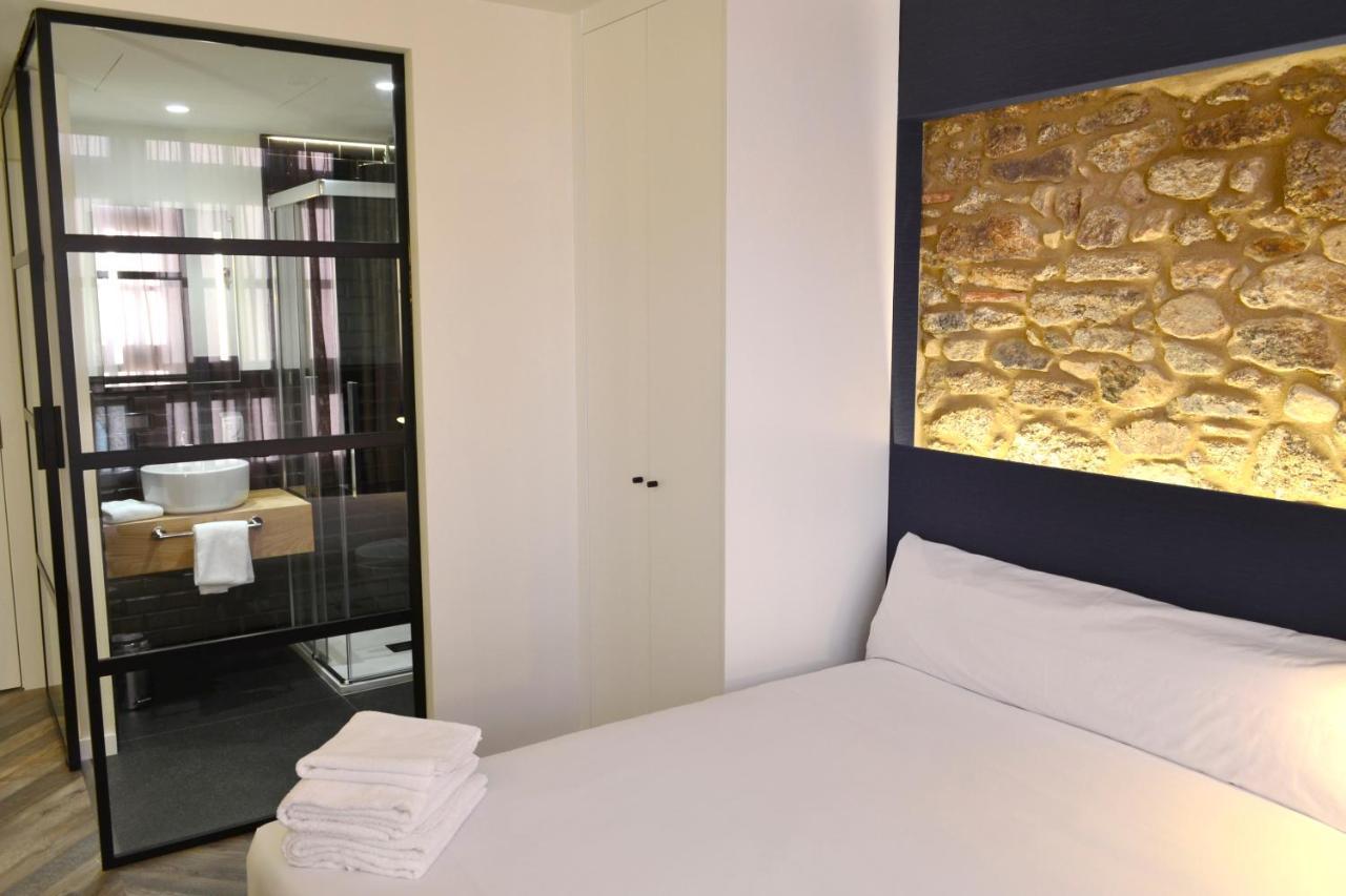 Hotel Alda Galeriآكورونيا المظهر الخارجي الصورة