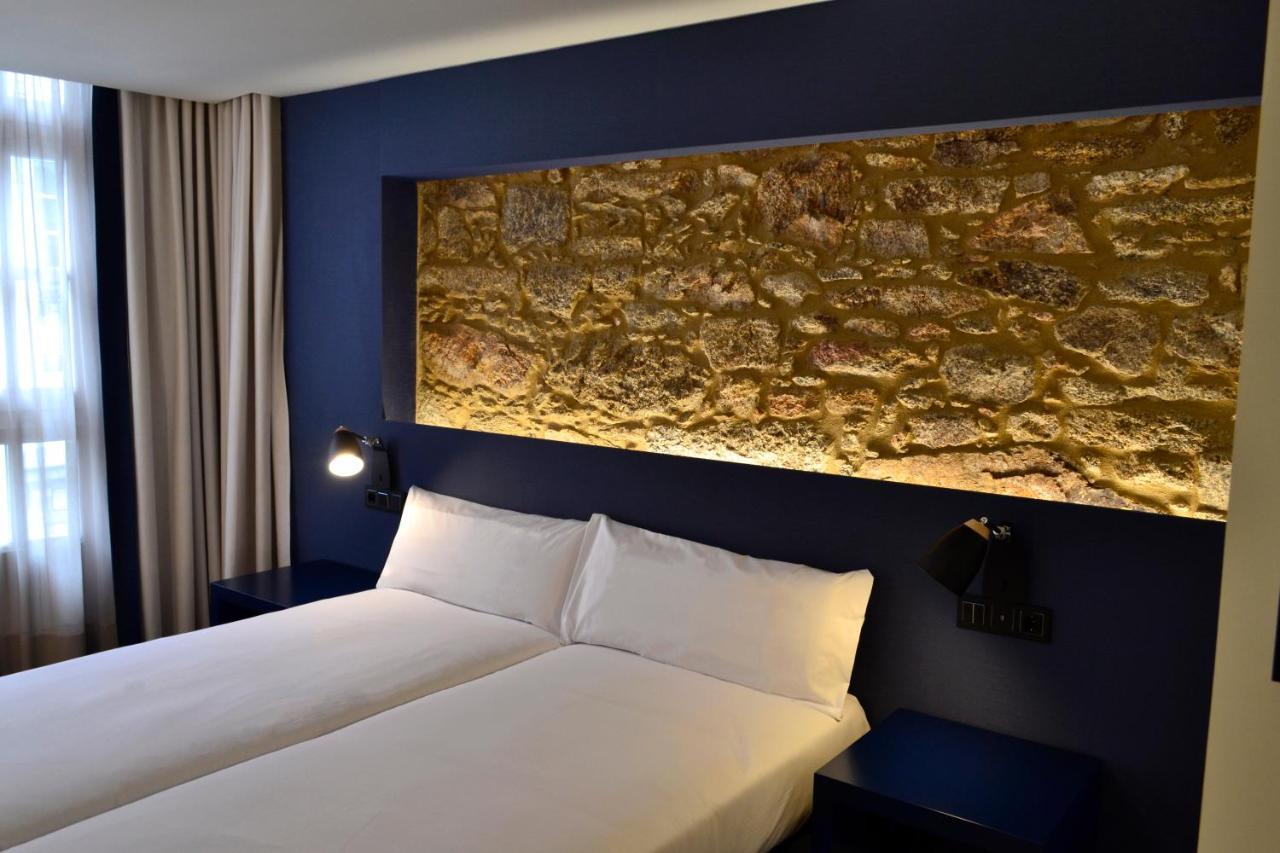 Hotel Alda Galeriآكورونيا المظهر الخارجي الصورة
