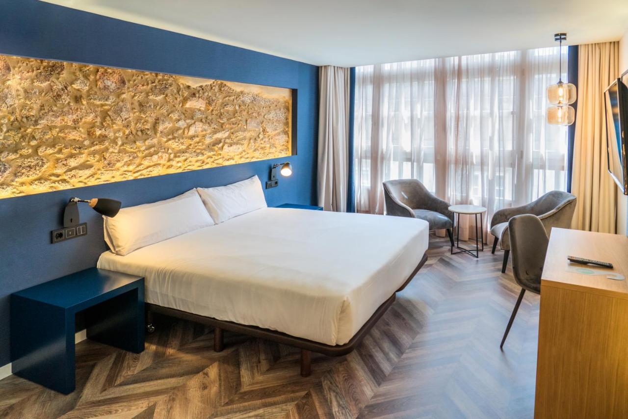 Hotel Alda Galeriآكورونيا المظهر الخارجي الصورة